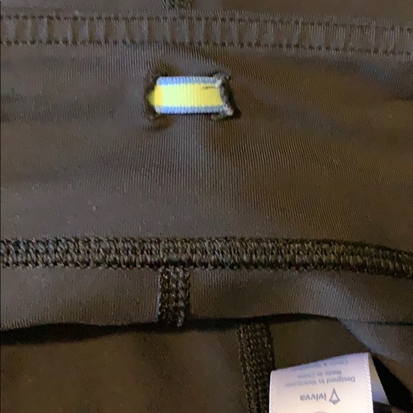 Ivivva crop leggings - Picture 8 of 8